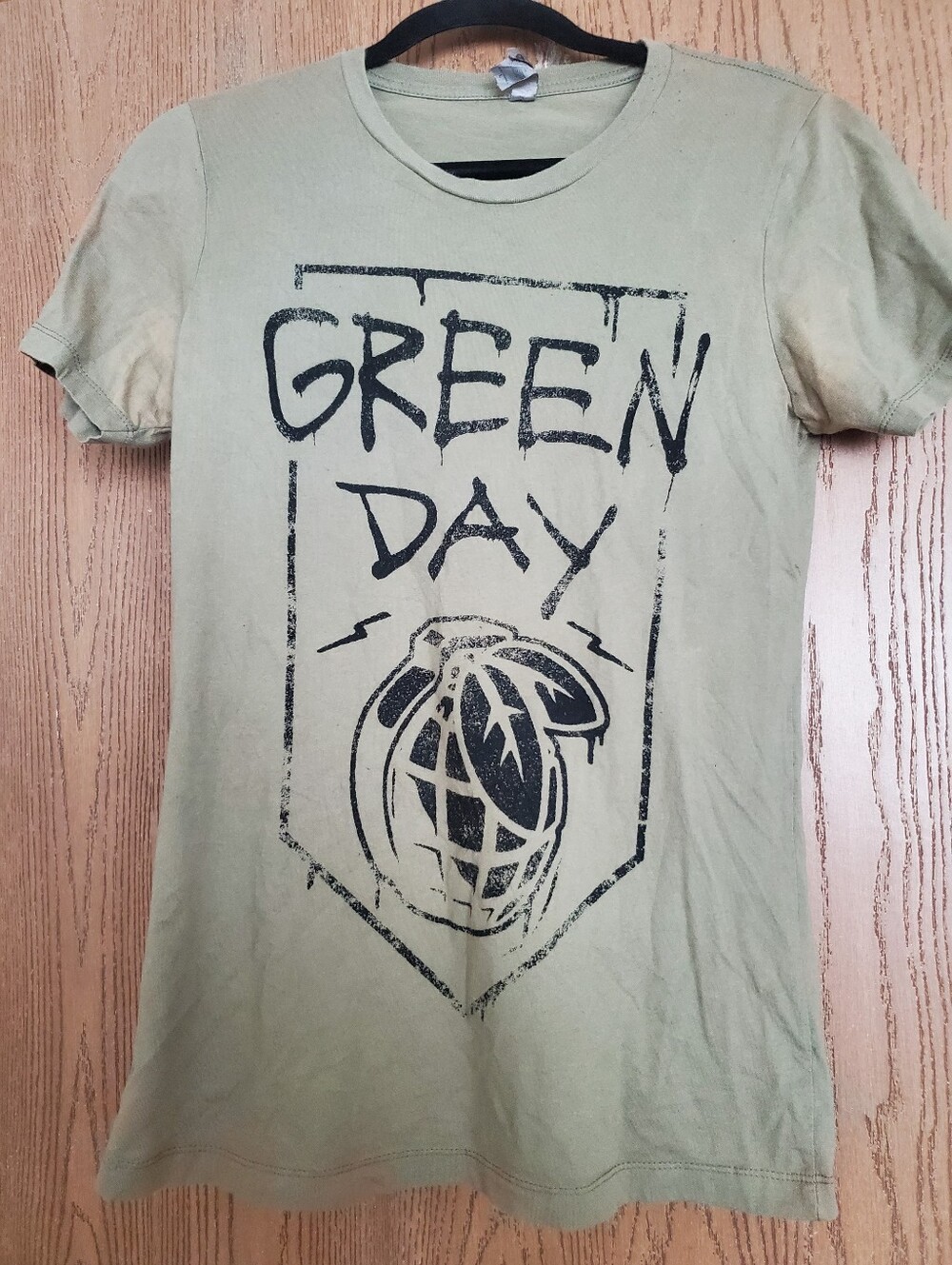 Green Day Graphic T-shirt